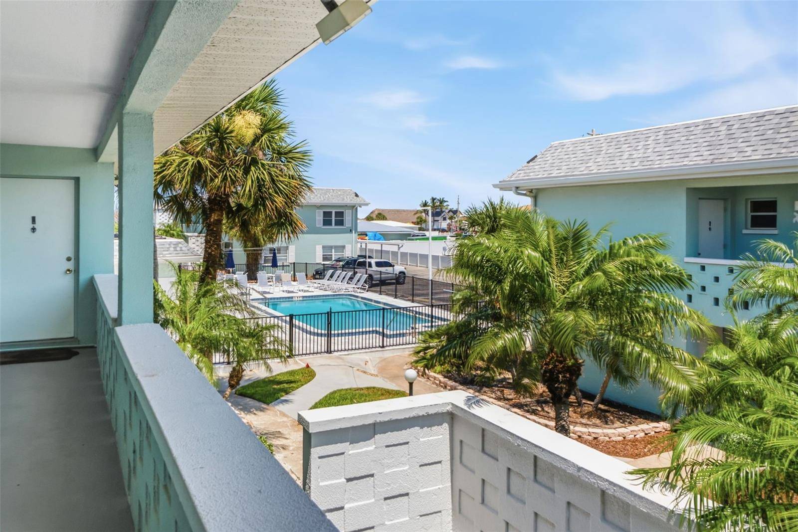 611 GULF DR N #C27, Bradenton Beach, FL 34217