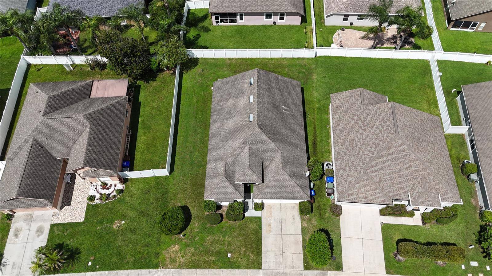 2916 WHITE CEDAR CIR, Kissimmee, FL 34741