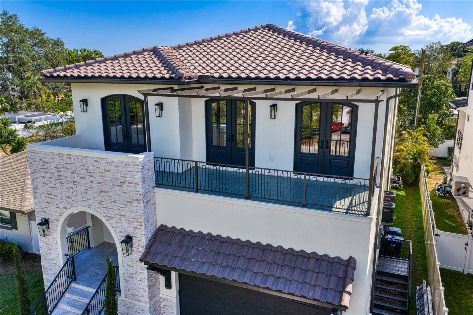 502 E DAVIS BLVD, Tampa, FL 33606