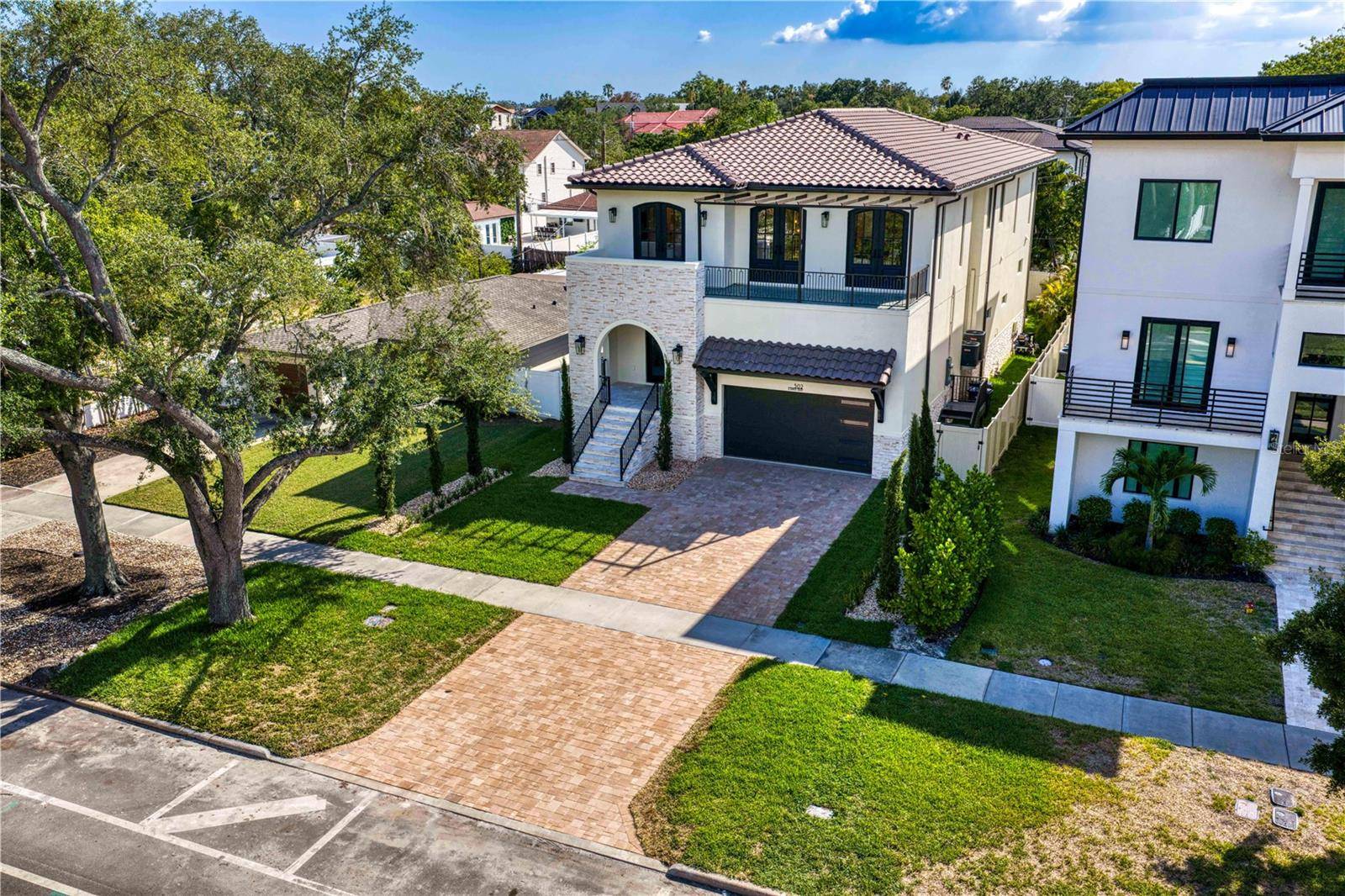 502 E DAVIS BLVD, Tampa, FL 33606