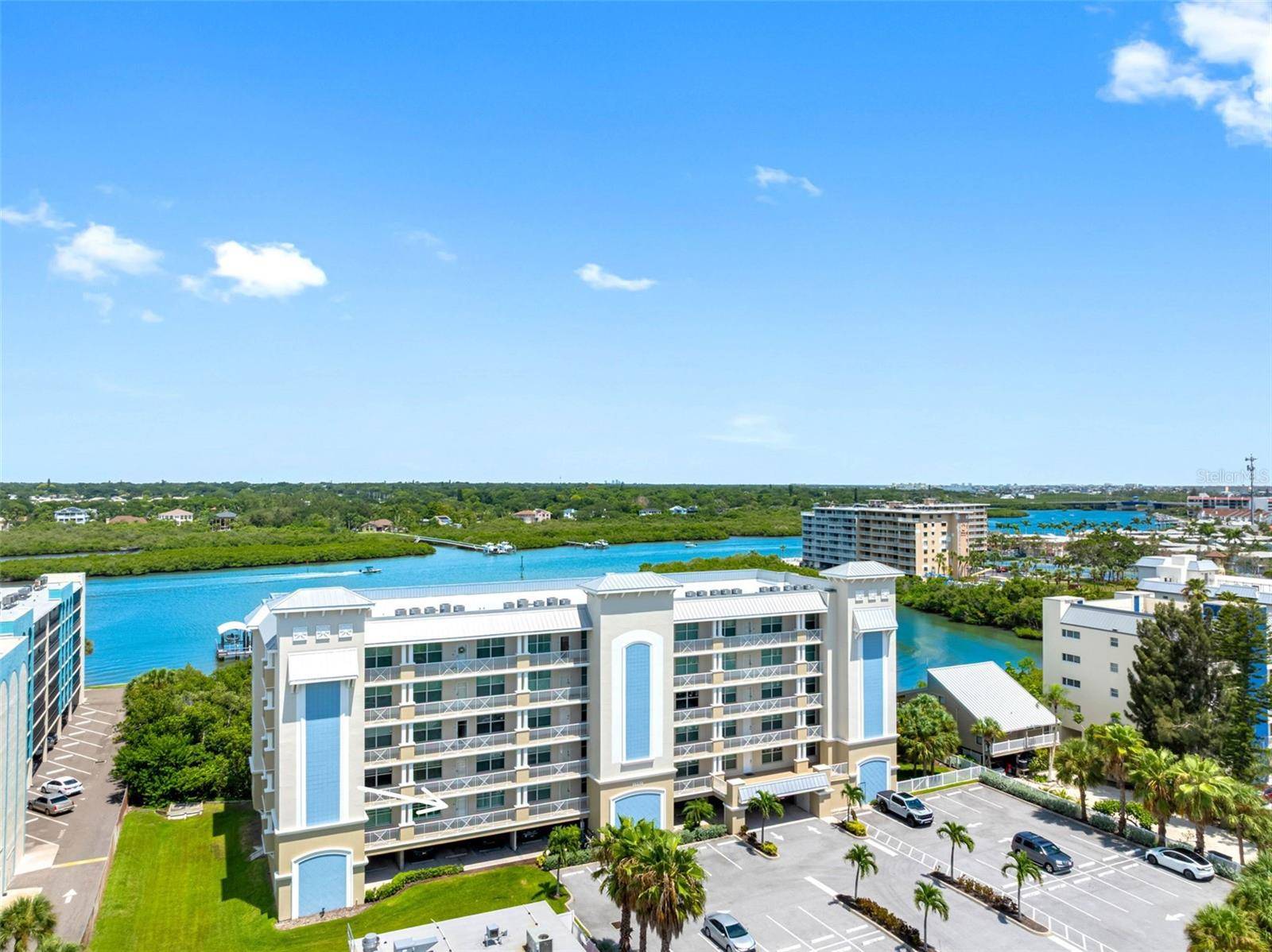 19519 GULF BLVD #202, Indian Shores, FL 33785