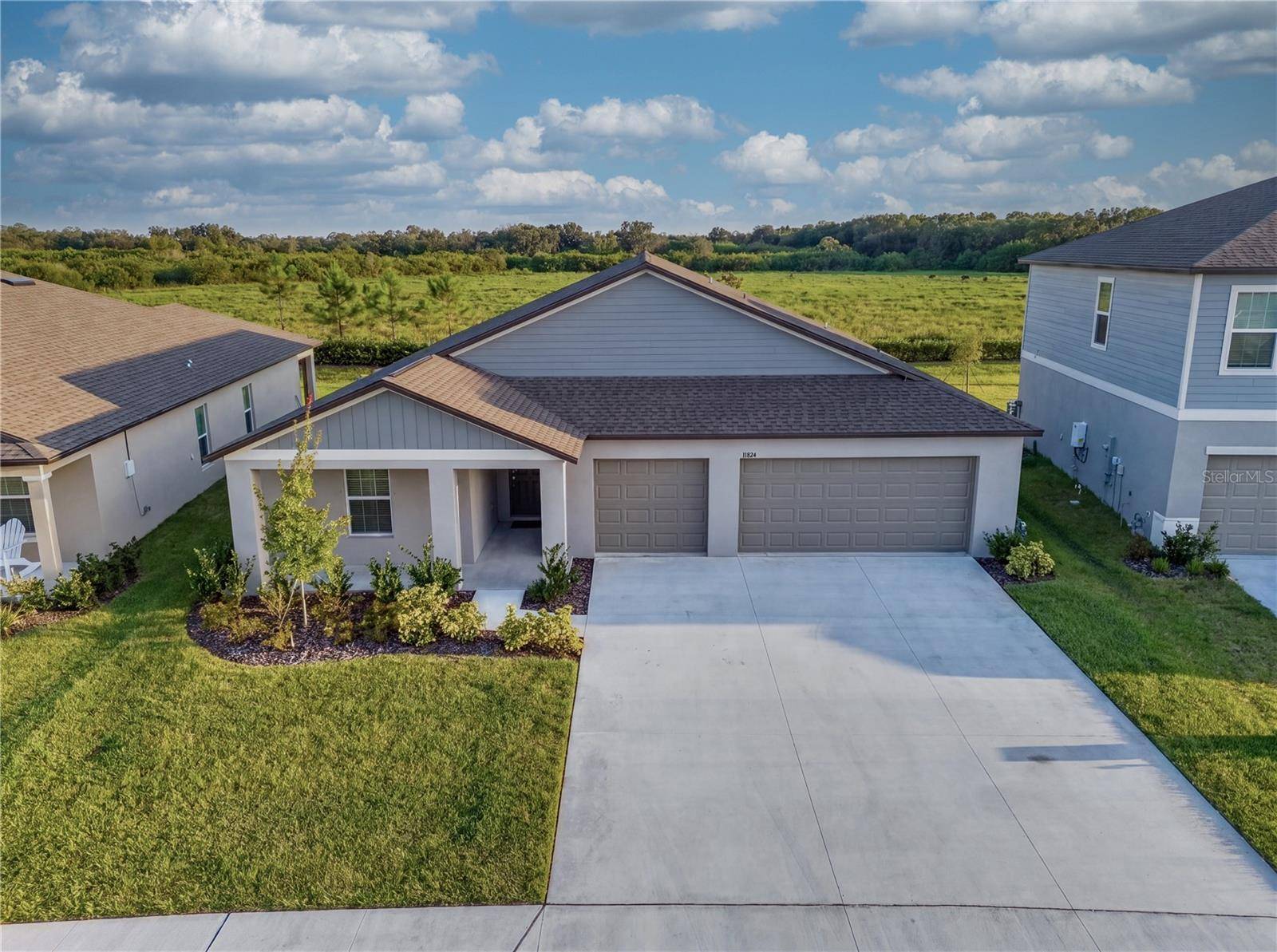 11824 BLUE DIAMOND TRL, Parrish, FL 34219