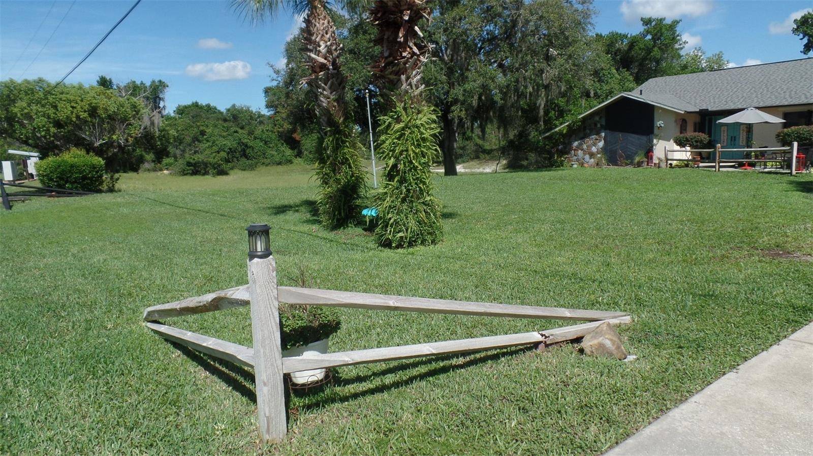 8057 DELAWARE DR, Weeki Wachee, FL 34607