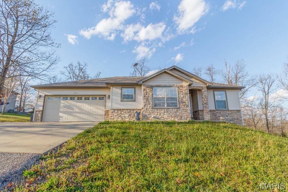 19750 Loyd LN, Waynesville, MO 65583
