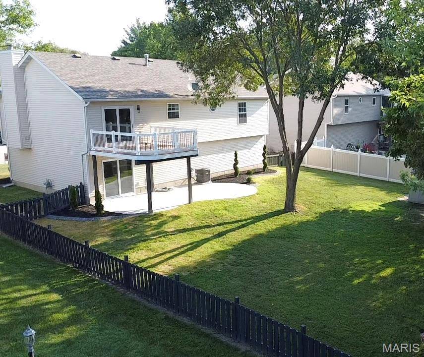 929 Carla DR, Troy, IL 62294