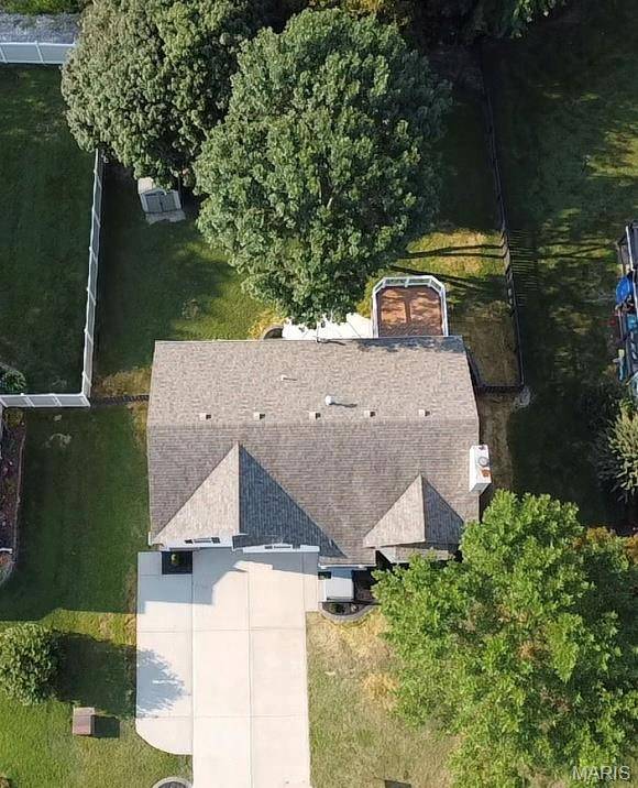 929 Carla DR, Troy, IL 62294