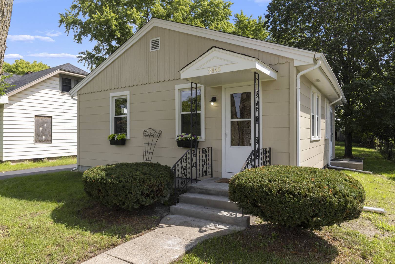 2840 Kishwaukee ST, Rockford, IL 61109