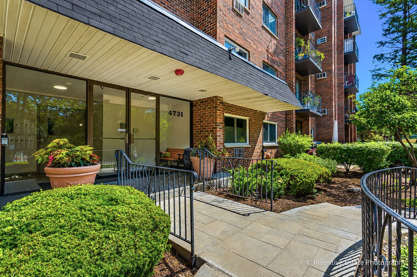 4731 Saint Joseph Creek RD #3G, Lisle, IL 60532