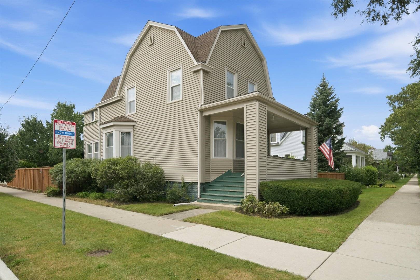 4246 Blanchan AVE, Brookfield, IL 60513