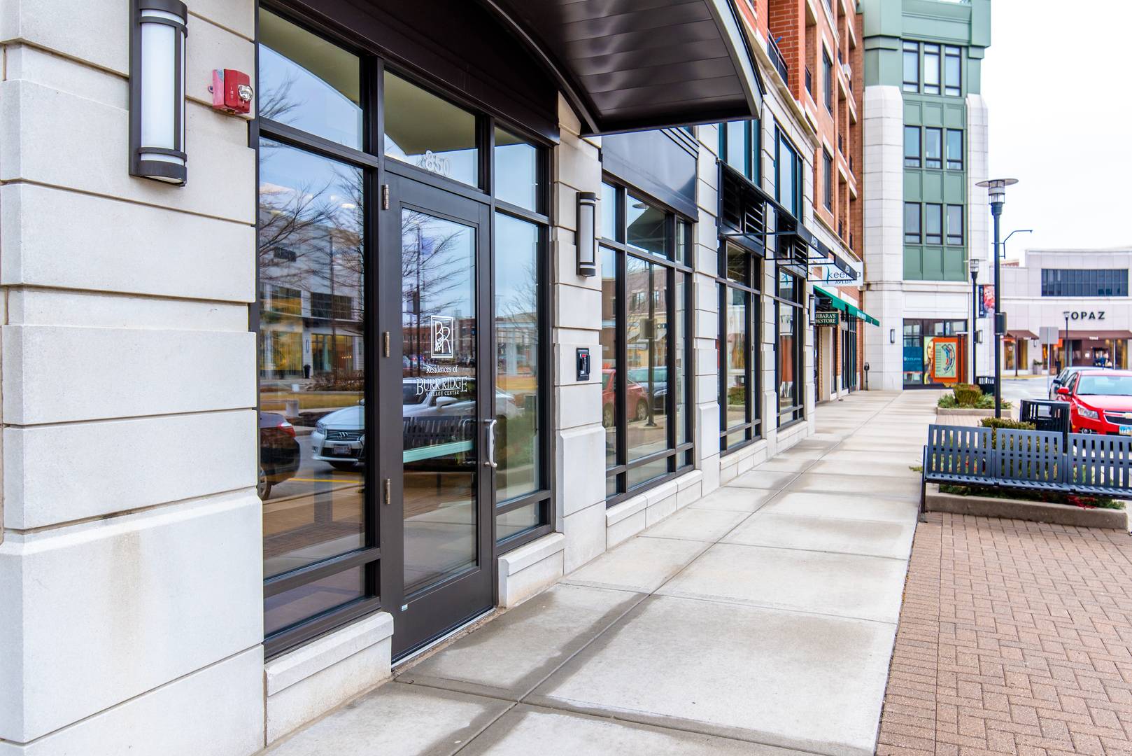850 Village Center DR #306, Burr Ridge, IL 60527