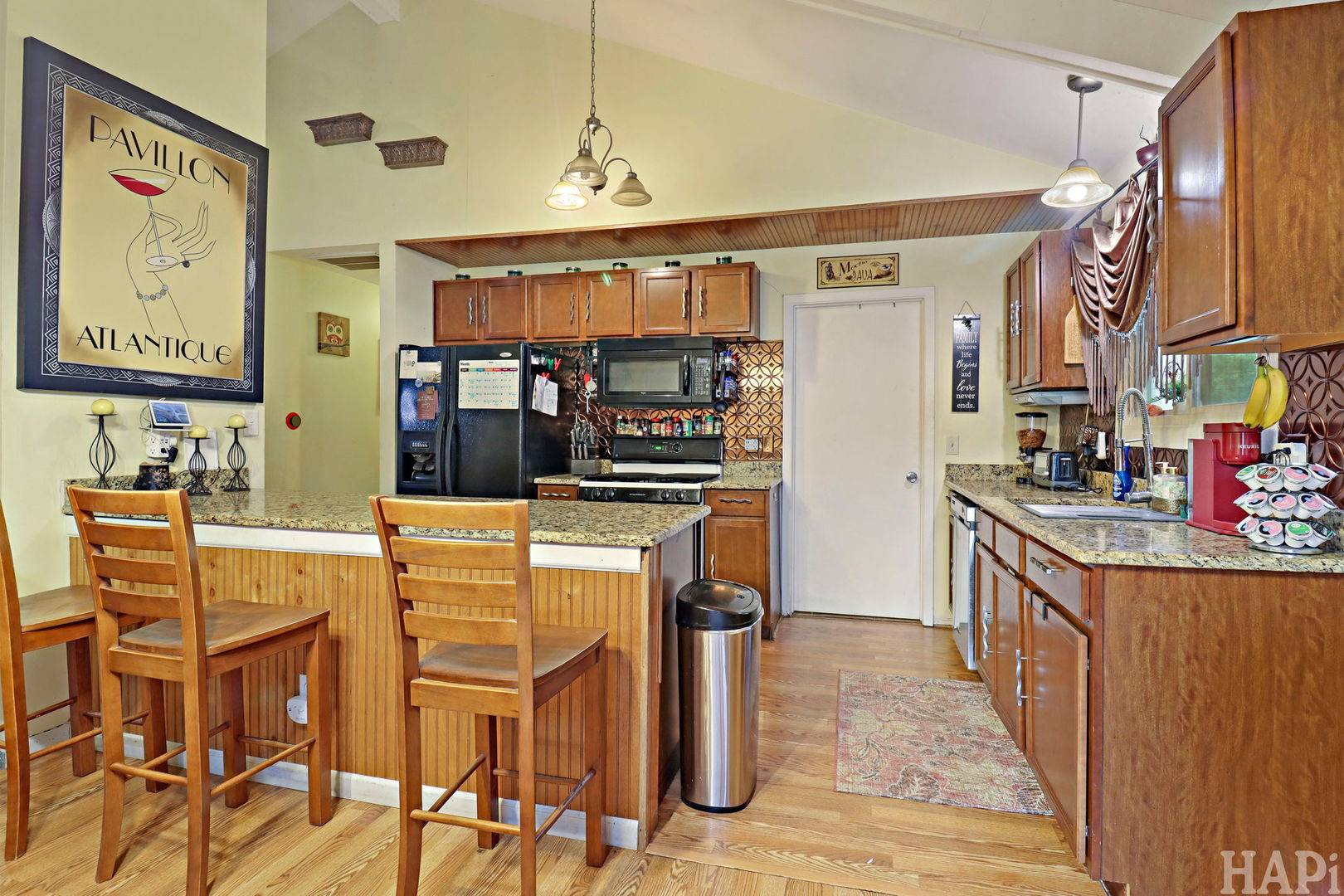 214 Augusta DR, Mchenry, IL 60050