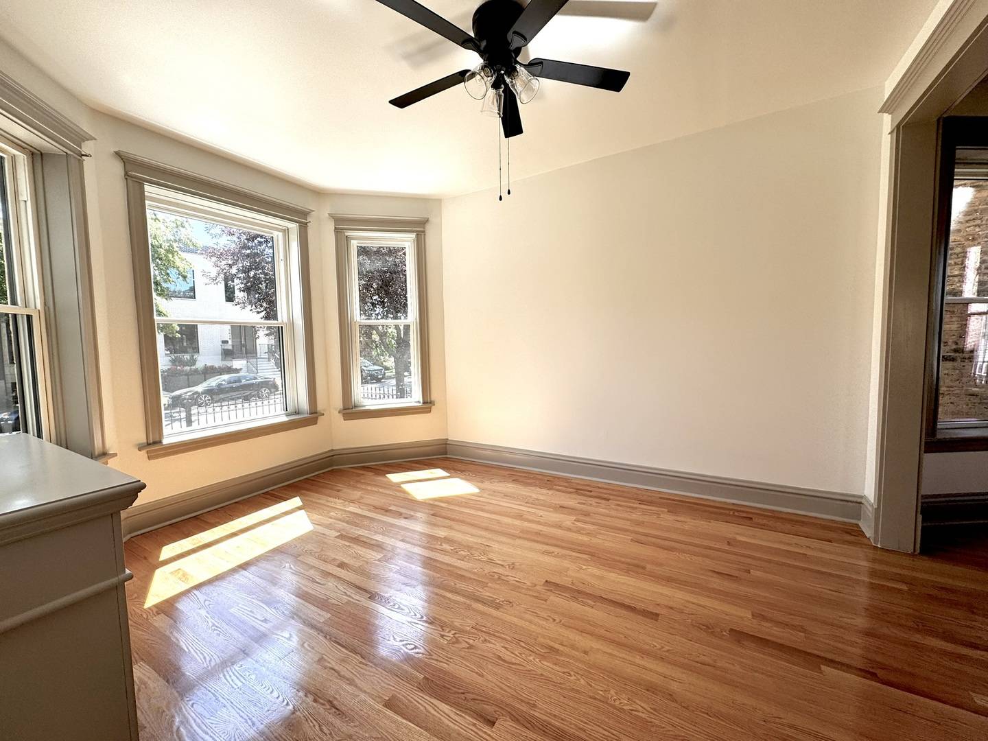 2424 N Mozart ST #1, Chicago, IL 60647
