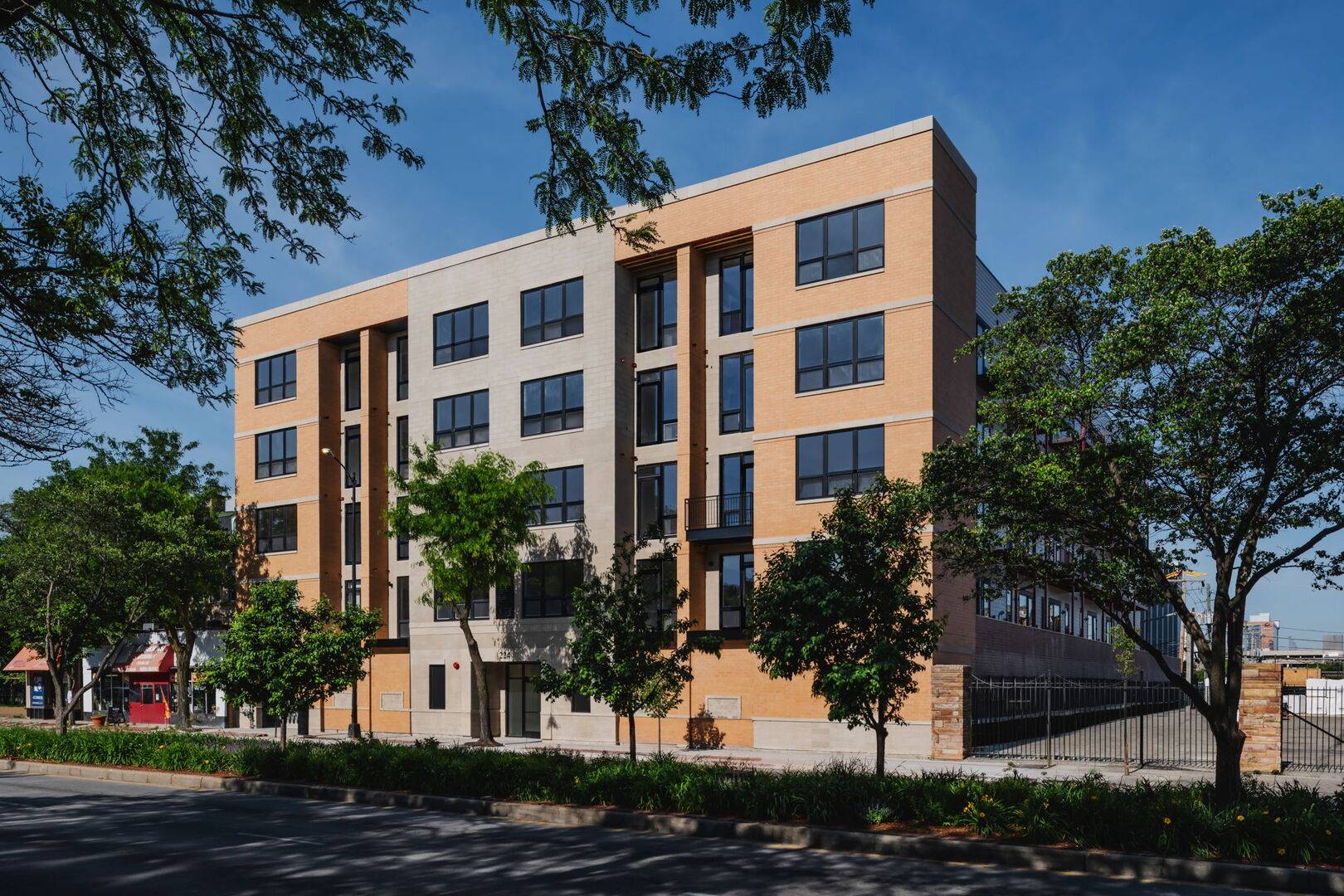224 S Ashland AVE #213, Chicago, IL 60607