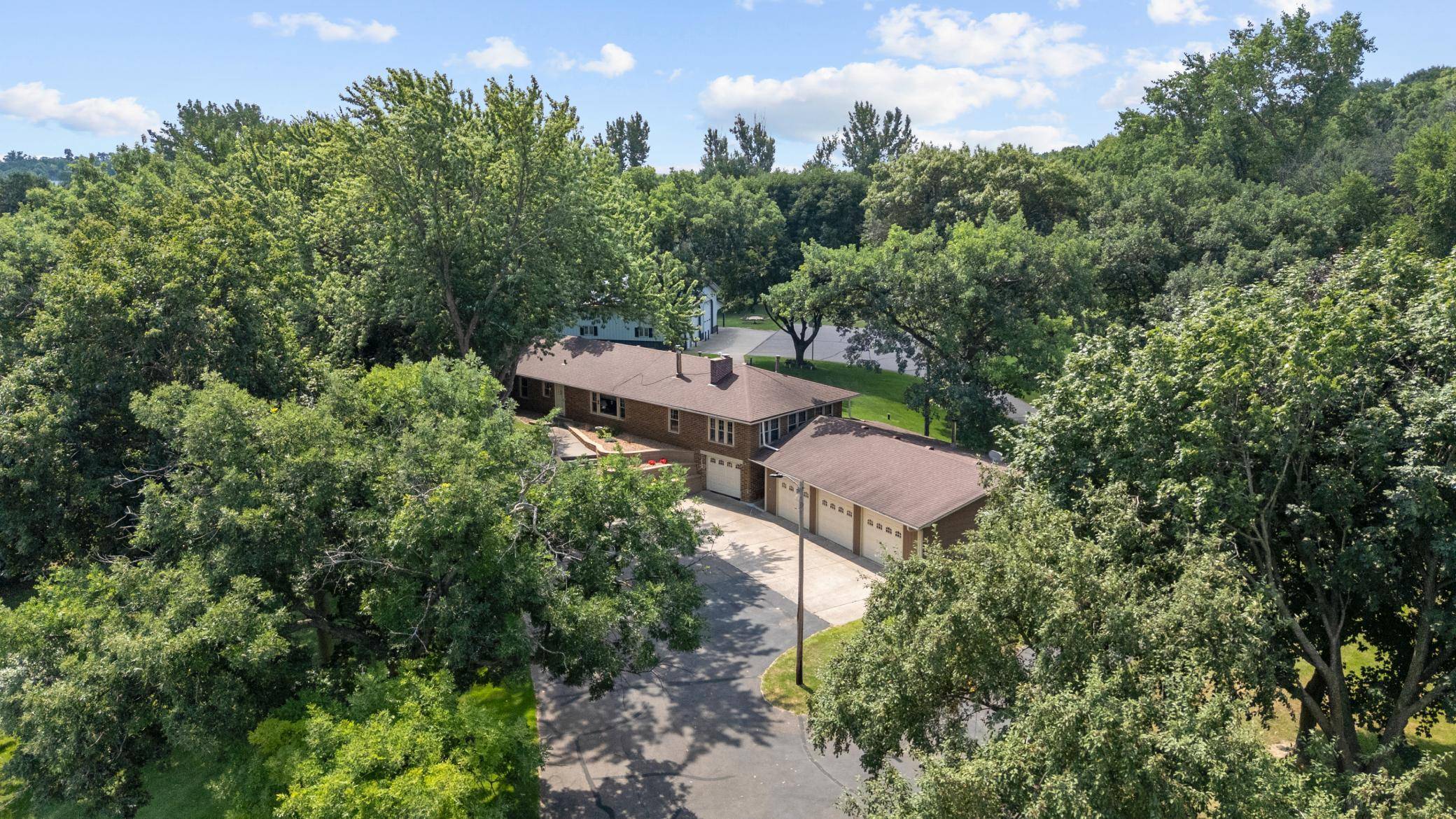 10496 181st AVE NW, Elk River, MN 55330