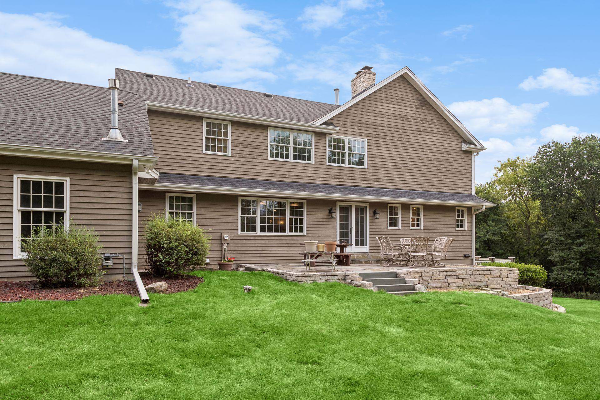 2350 Longview CIR, Orono, MN 55356