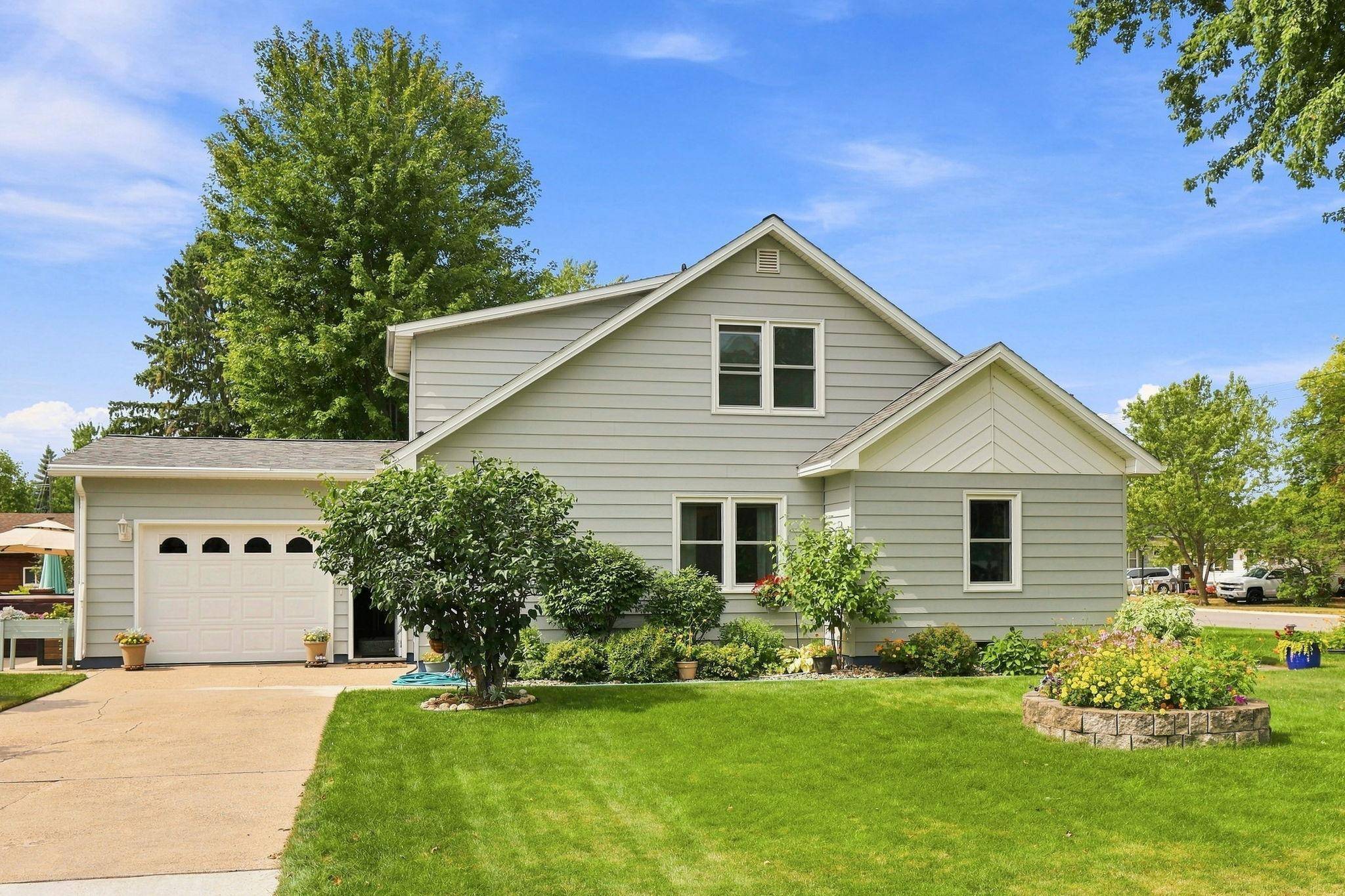249 1st ST NE, Richmond, MN 56368