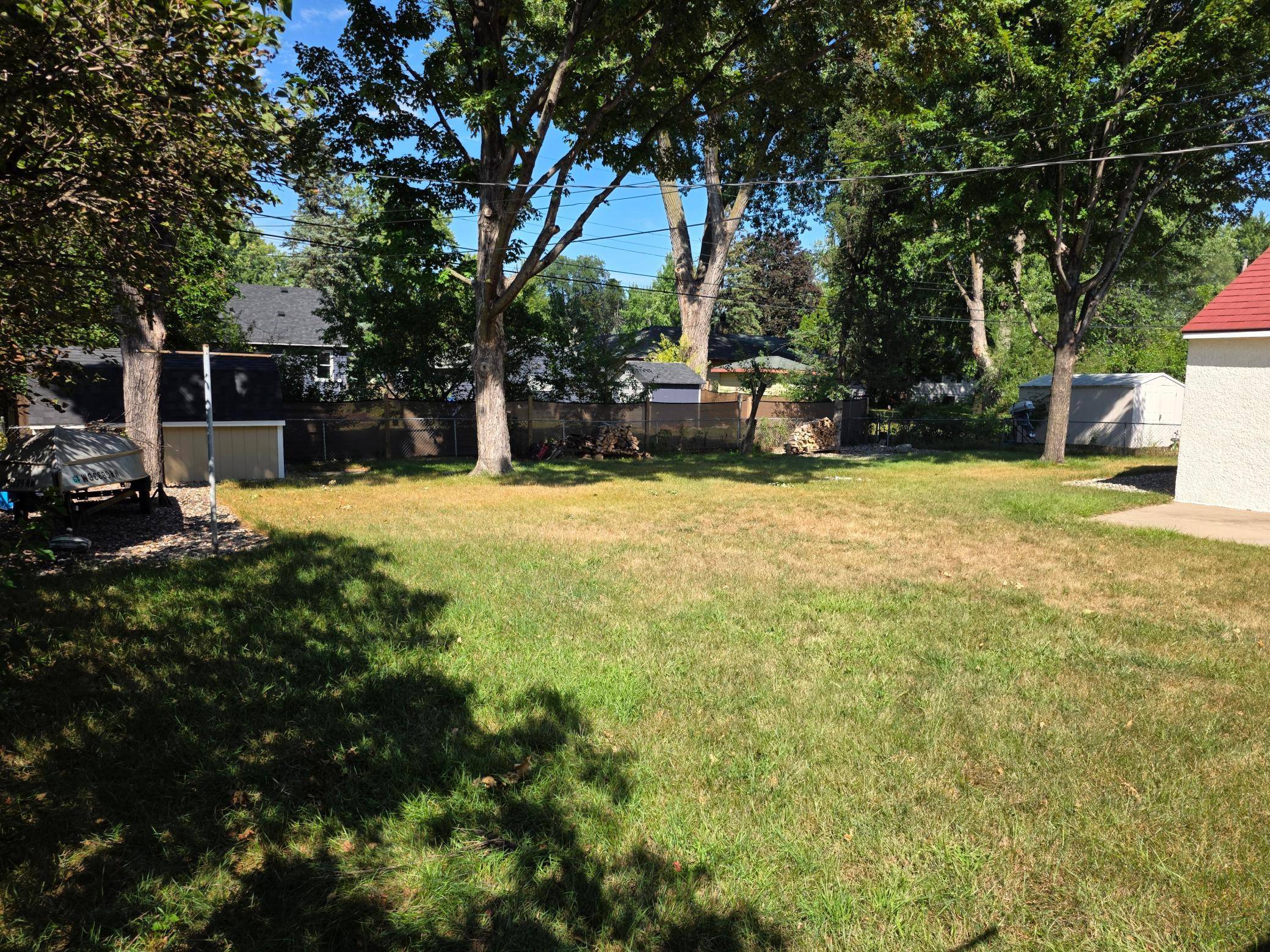 1747 Pinewood DR, Shoreview, MN 55126