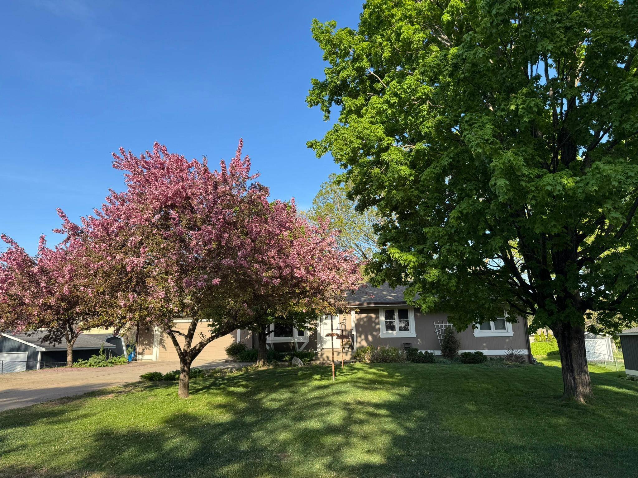 1755 Ithaca LN N, Plymouth, MN 55447