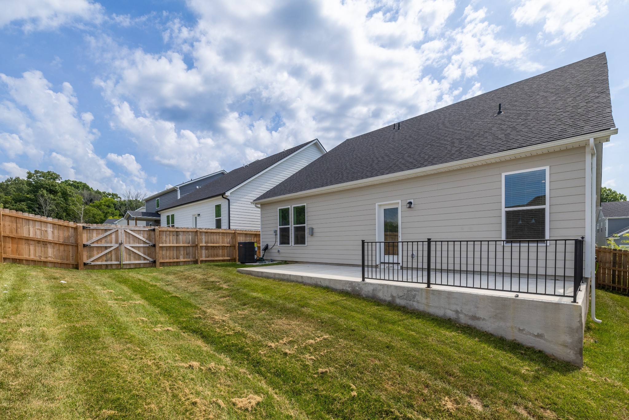 1026 Lionheart Dr, Hermitage, TN 37076