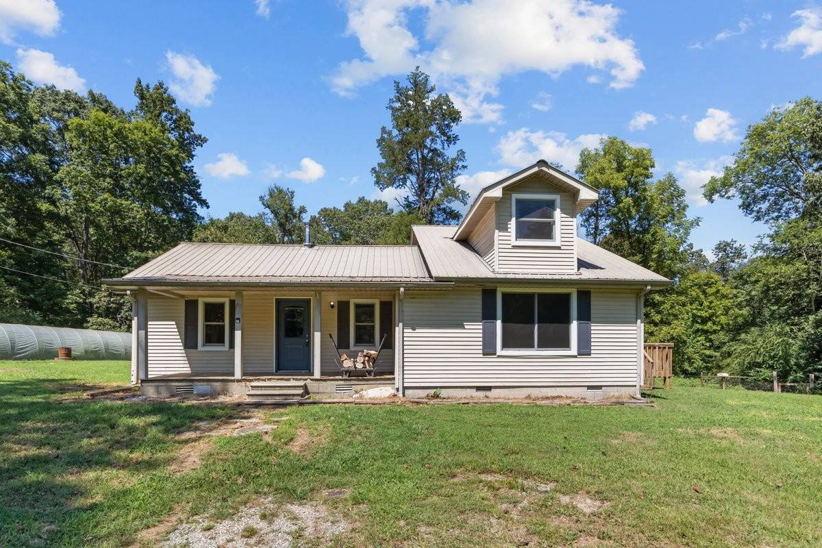 6371 Hassell Creek Rd, Lyles, TN 37098
