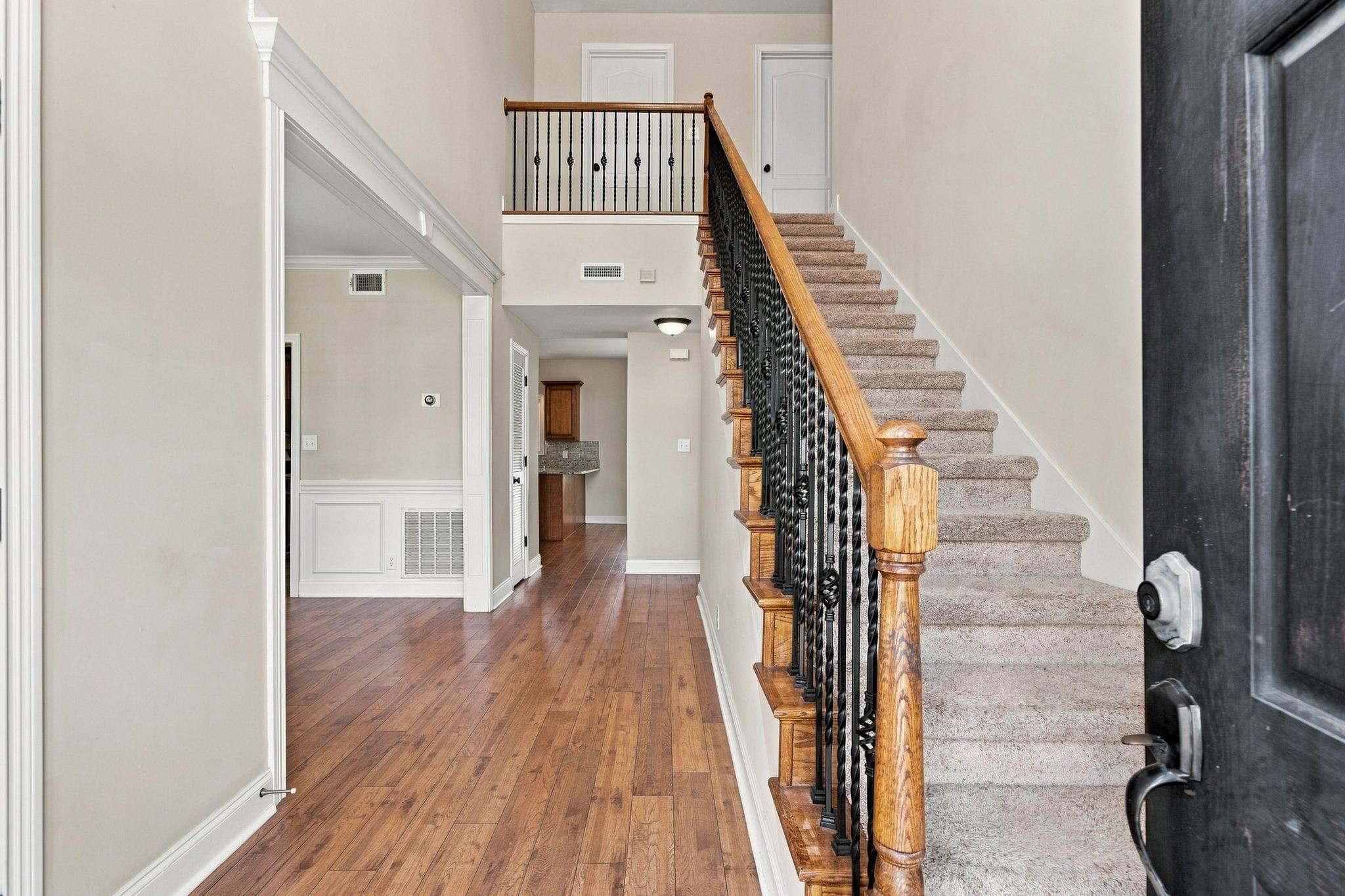 1093 Willow Cir, Clarksville, TN 37043