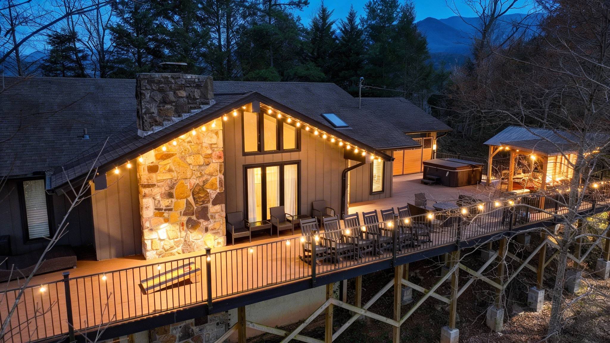428 Moody Dr, Gatlinburg, TN 37738