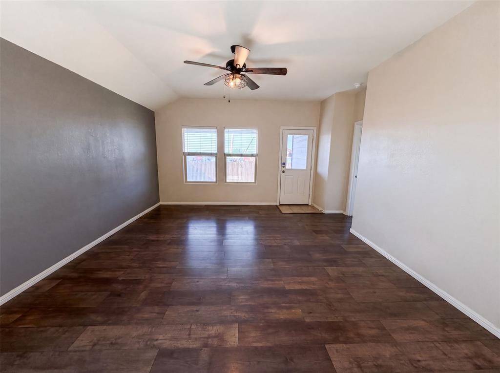 6337 Pontoon Street, Fort Worth, TX 76179