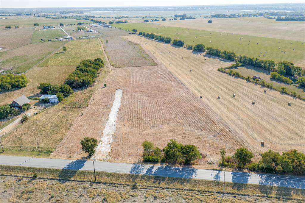 835 Combine Road, Seagoville, TX 75159