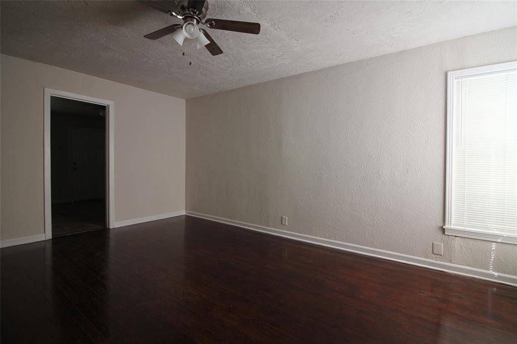 5020 Cedar Hill Road, Fort Worth, TX 76116