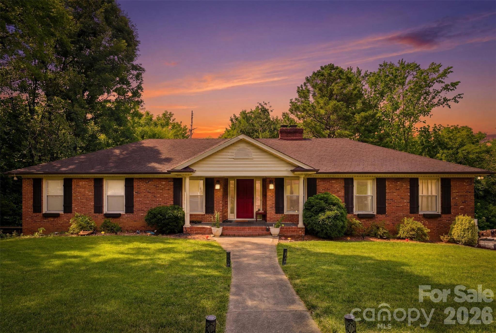 2620 Lynbridge DR, Charlotte, NC 28226