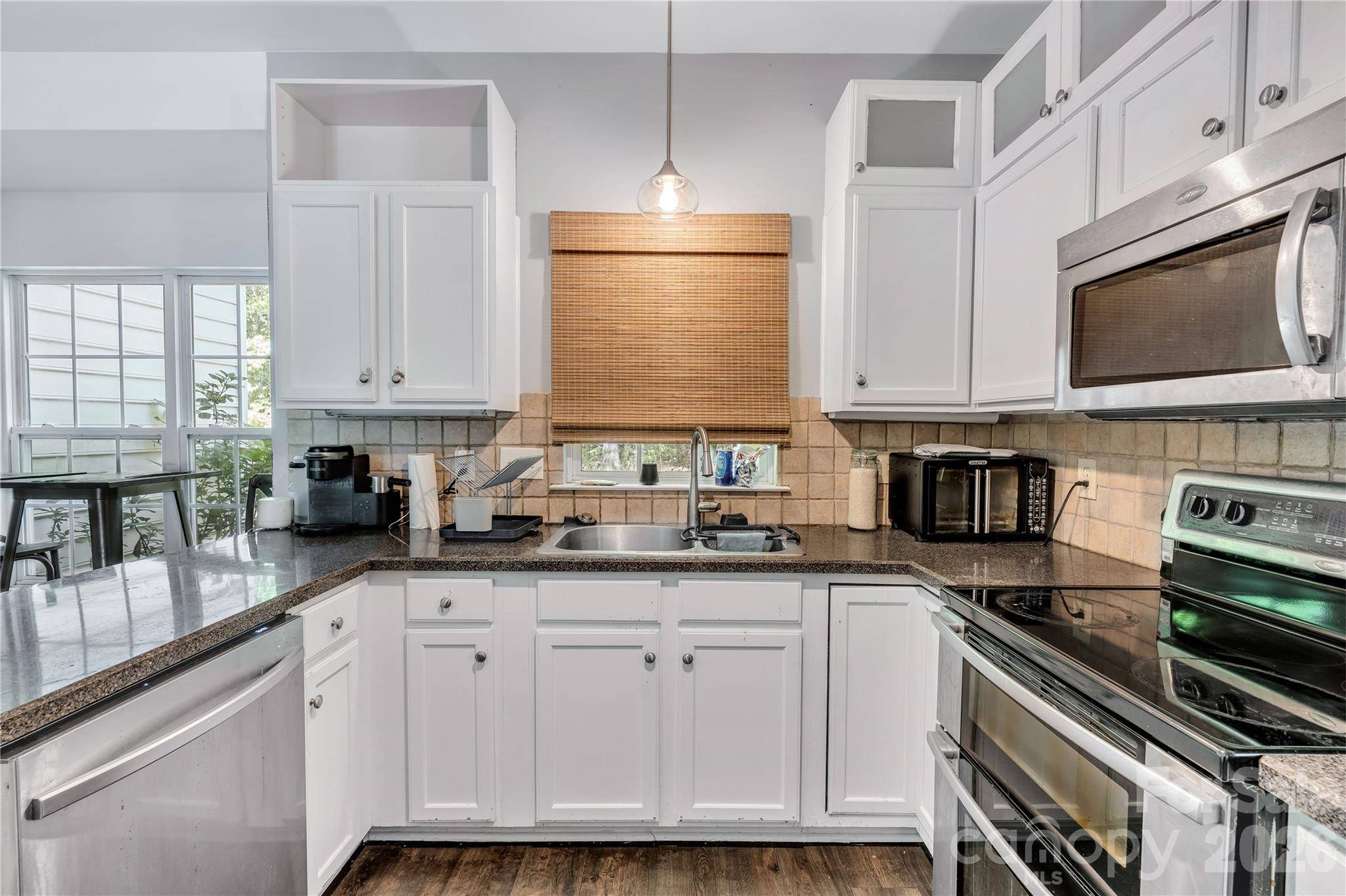 9423 Willow Tree LN, Charlotte, NC 28277