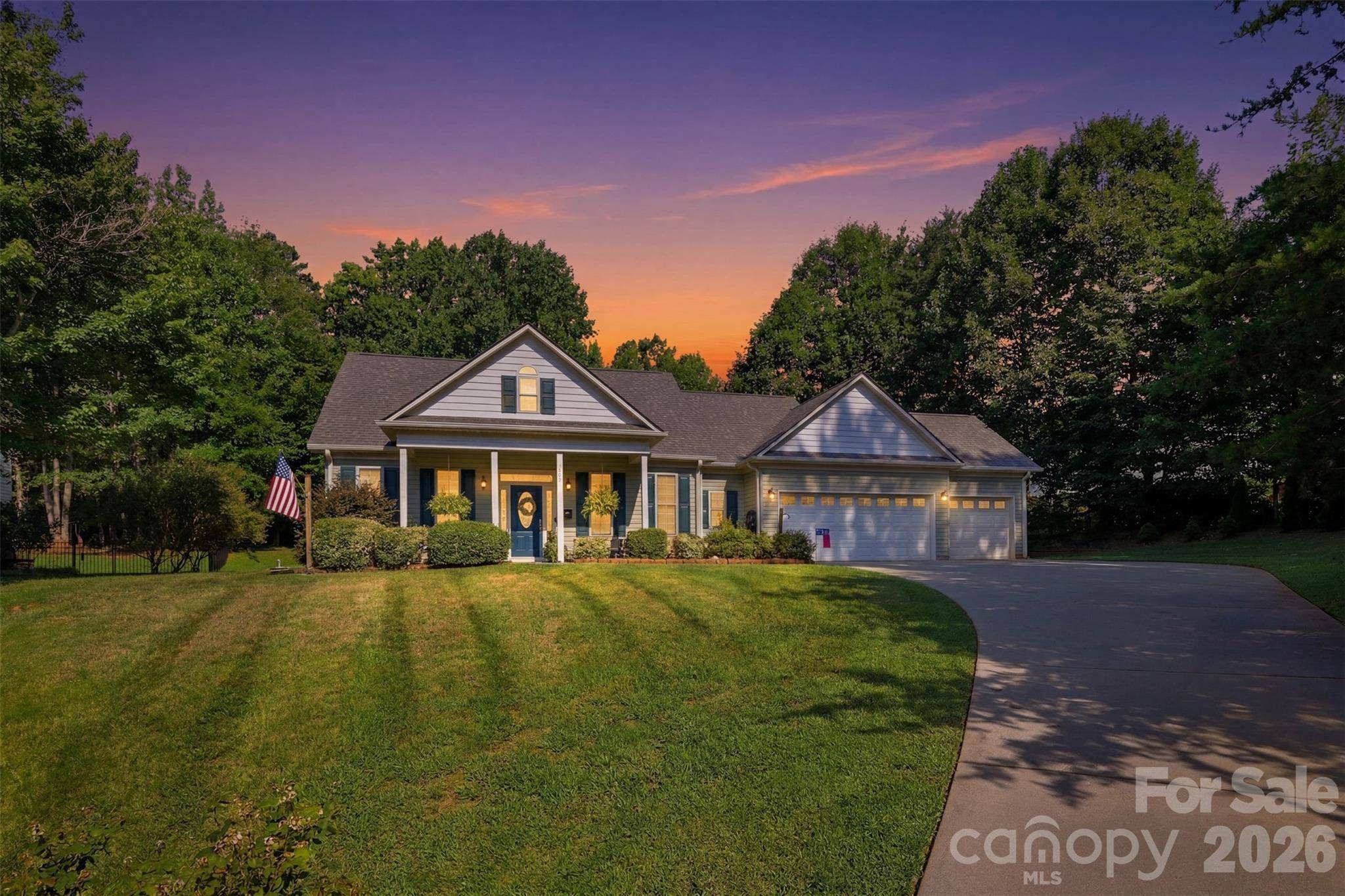 3809 Creek Ridge DR, Denver, NC 28037
