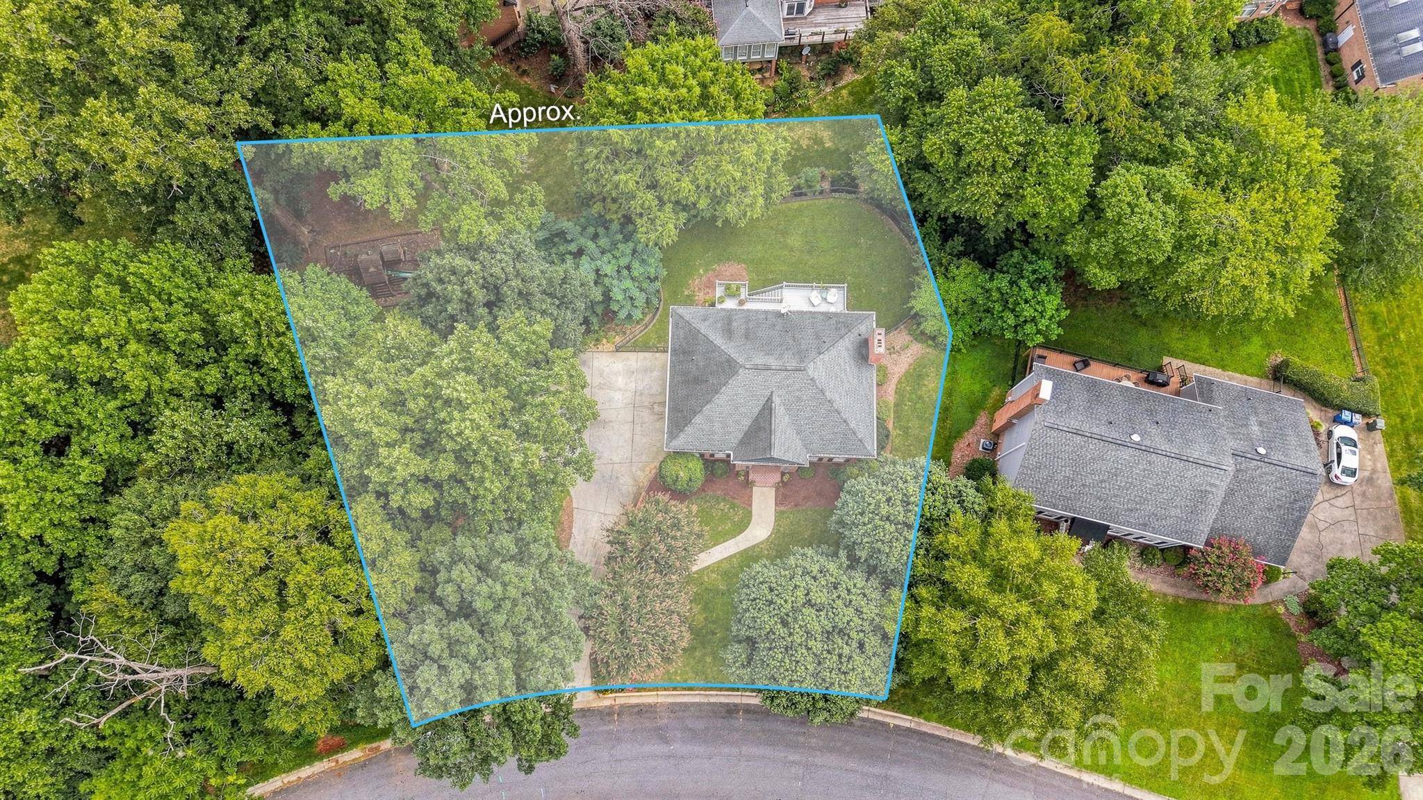 354 41st Avenue PL NW, Hickory, NC 28601