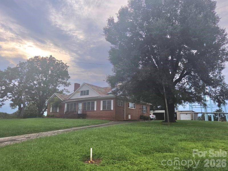 1312 Salem RD, Morganton, NC 28655