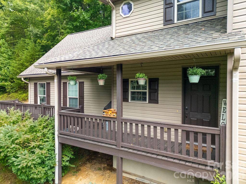62 Pine Hill DR, Brevard, NC 28712