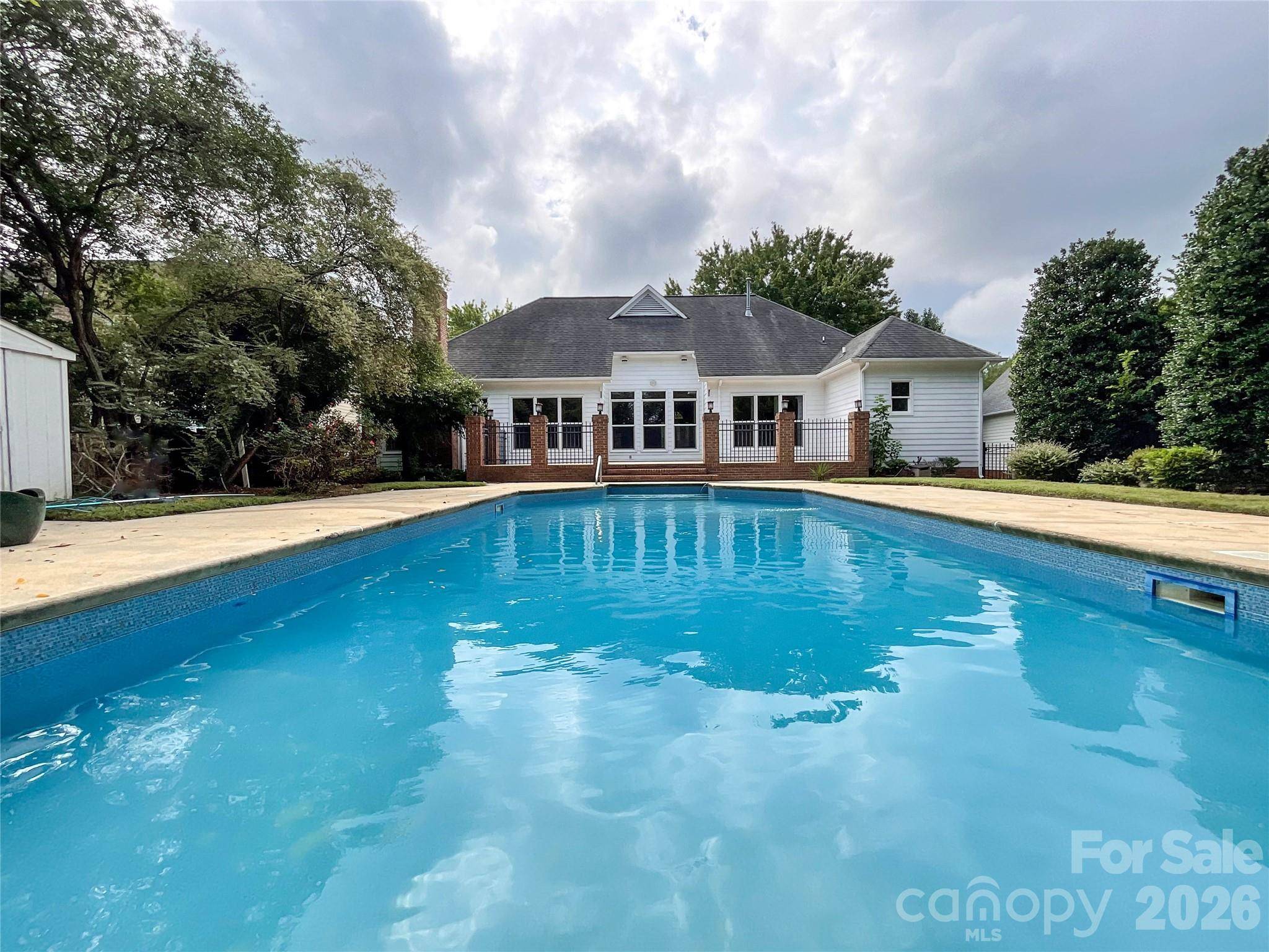 7000 Royce CT, Charlotte, NC 28277