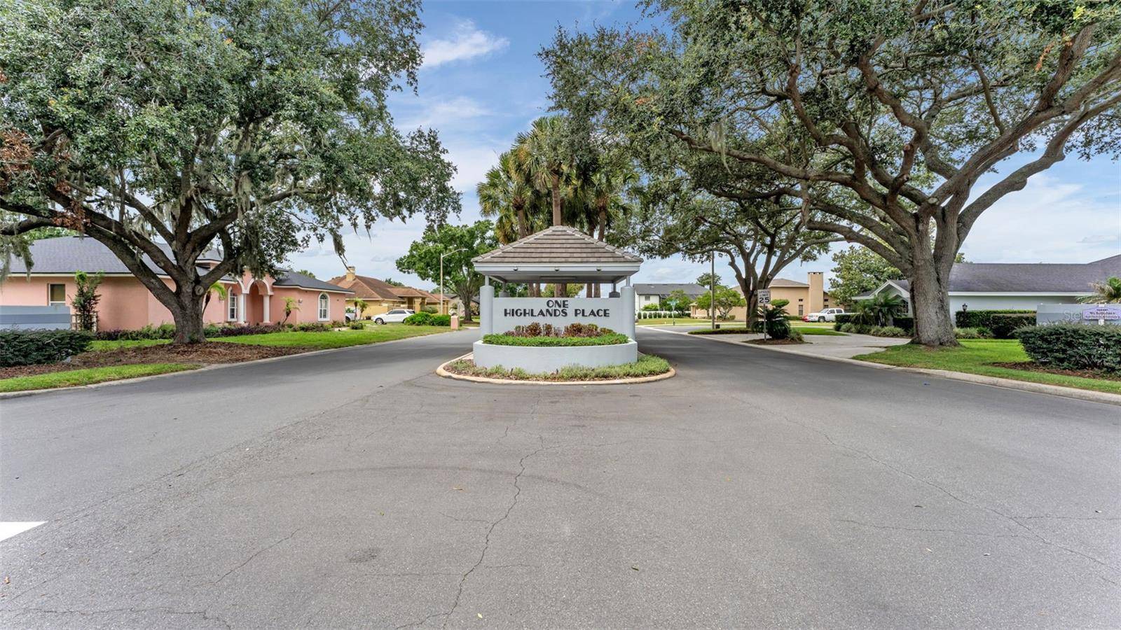 4765 HIGHLANDS PLACE CIR, Lakeland, FL 33813