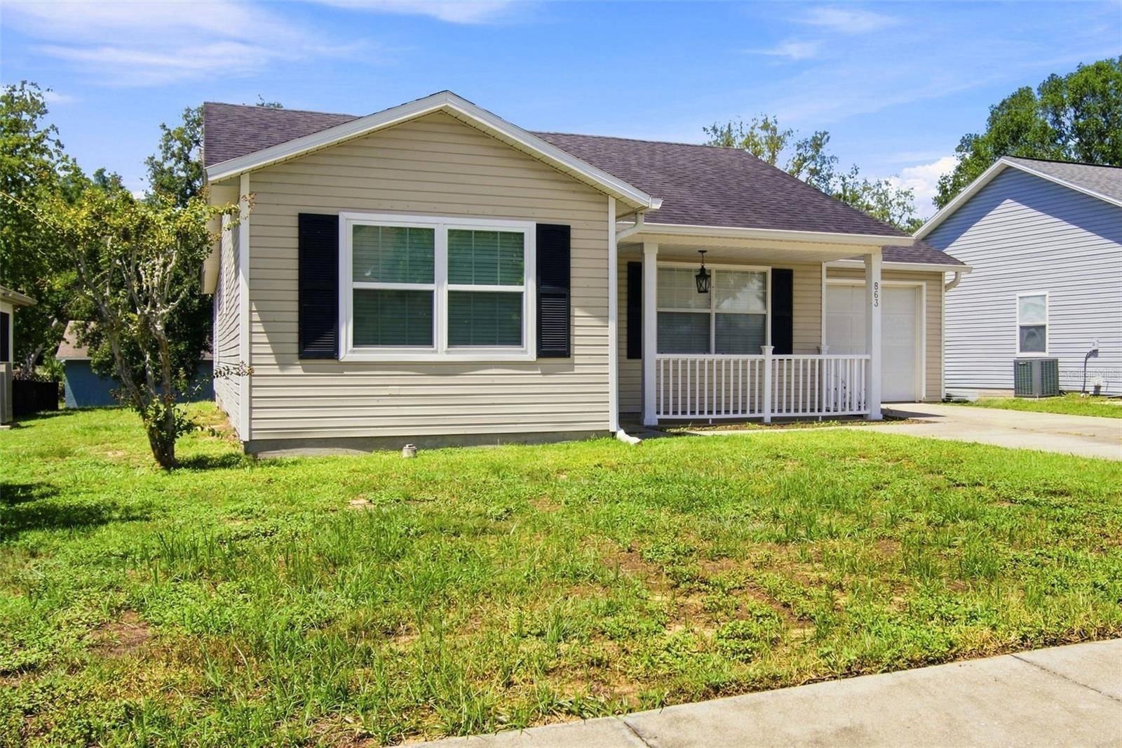 863 WISTERIA PL, Tavares, FL 32778