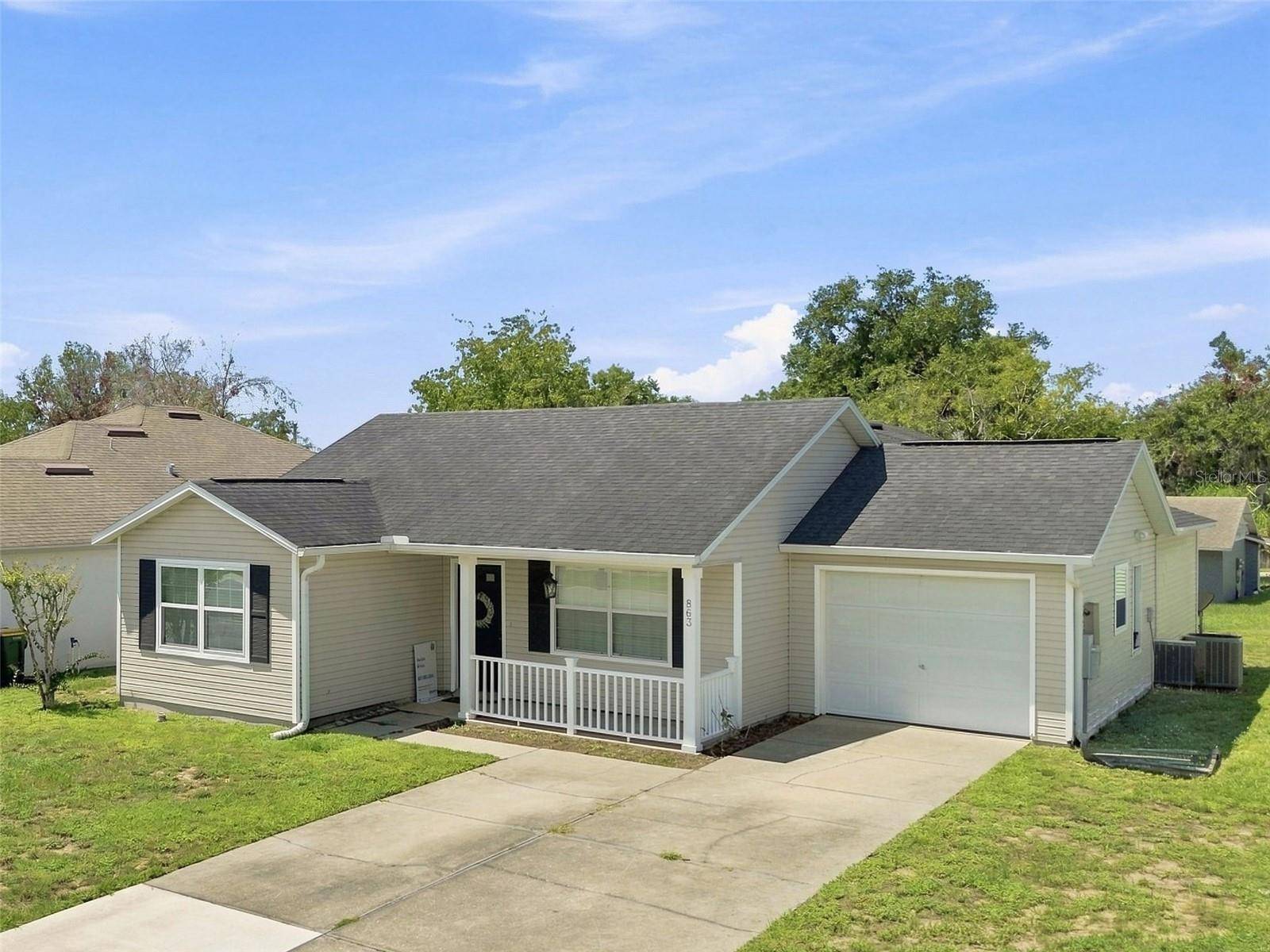863 WISTERIA PL, Tavares, FL 32778