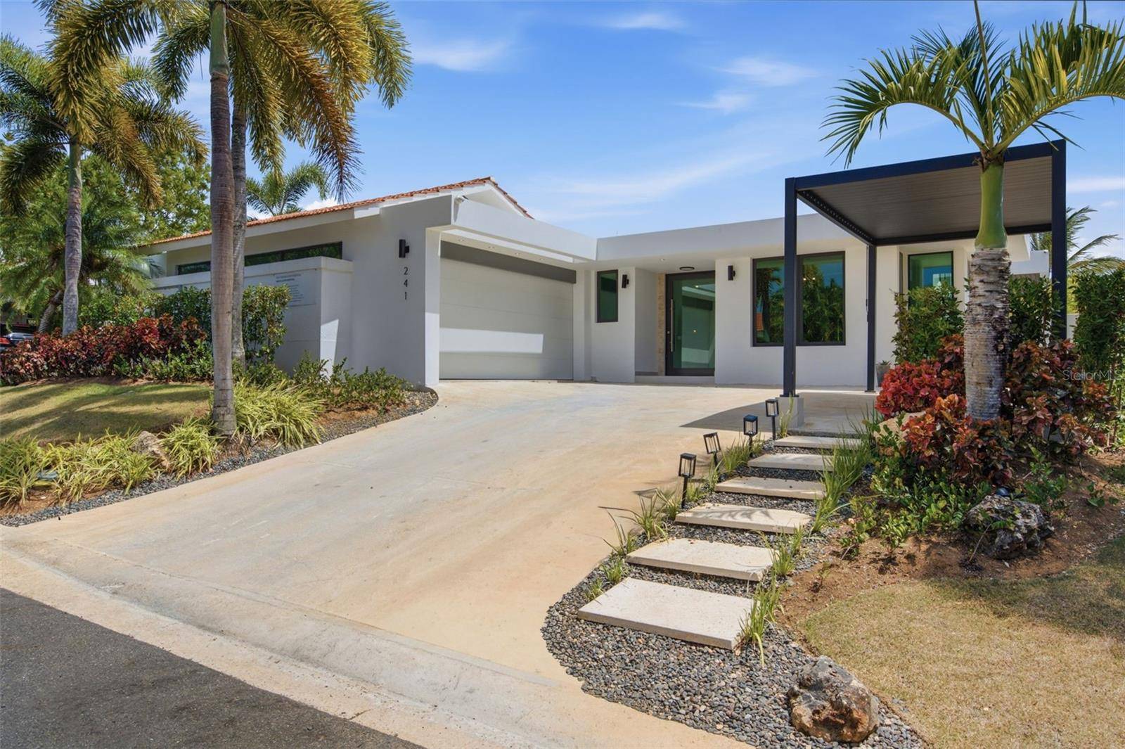 241 CAMINO DEL JAGUEY, Dorado, PR 00646