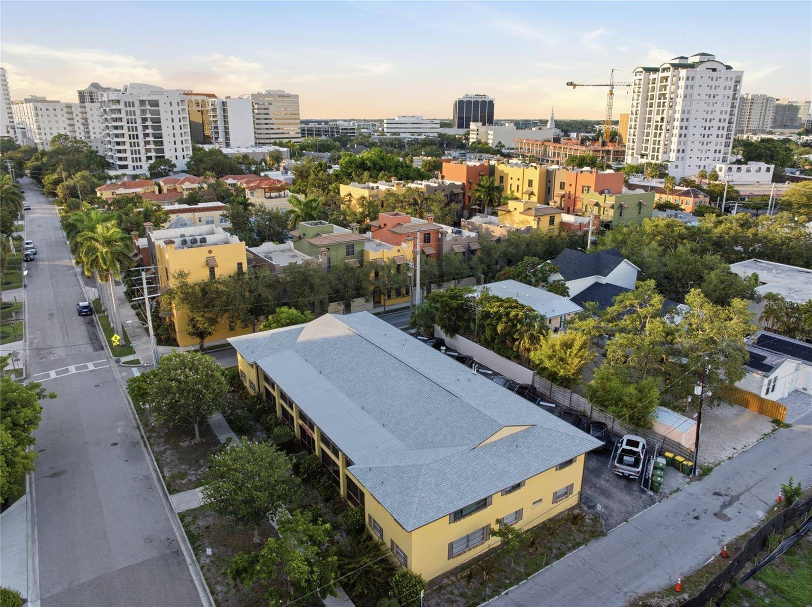 615 S PALM AVE #10, Sarasota, FL 34236
