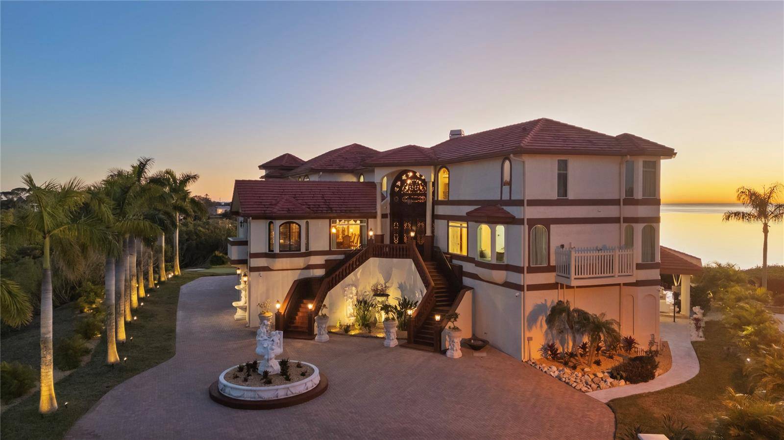 2115 ALEXIS CT, Tarpon Springs, FL 34689