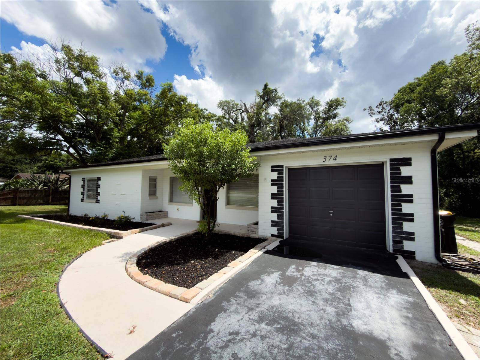 374 W GRAVES AVE, Orange City, FL 32763