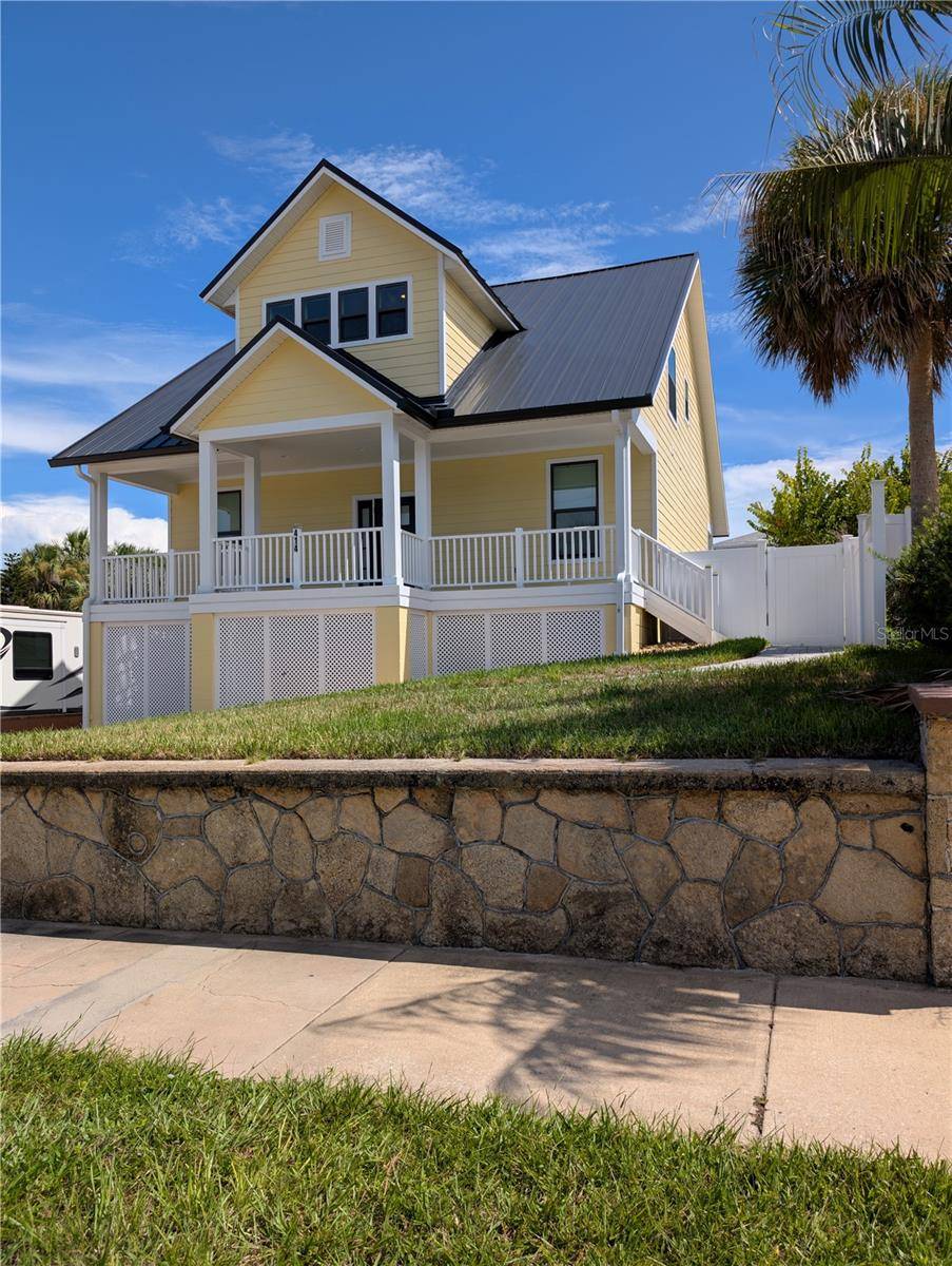 414 JESSAMINE BLVD, Daytona Beach, FL 32118