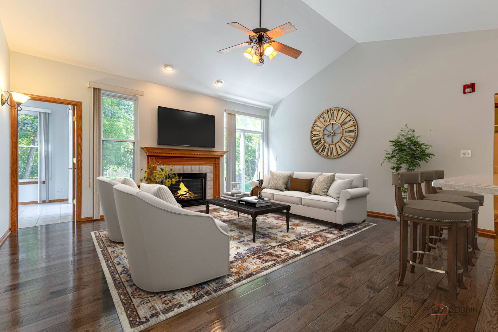306 Greenview LN, Lake Villa, IL 60046