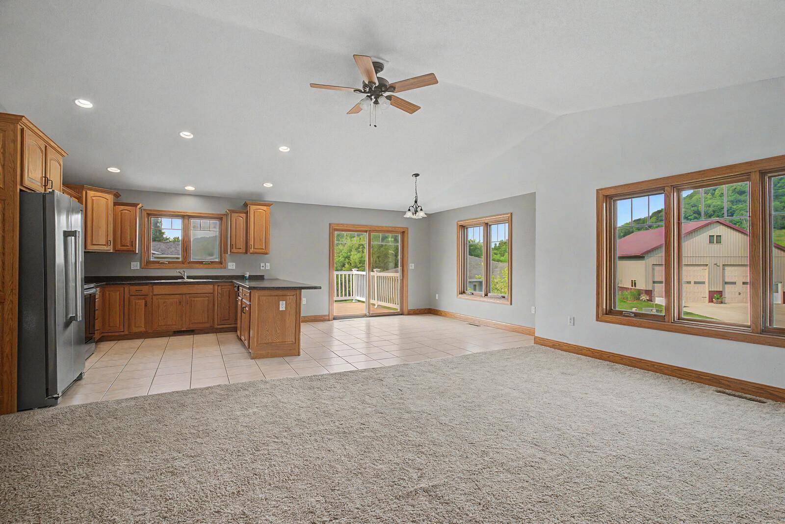 701 Spring CT, Brownsville, MN 55919