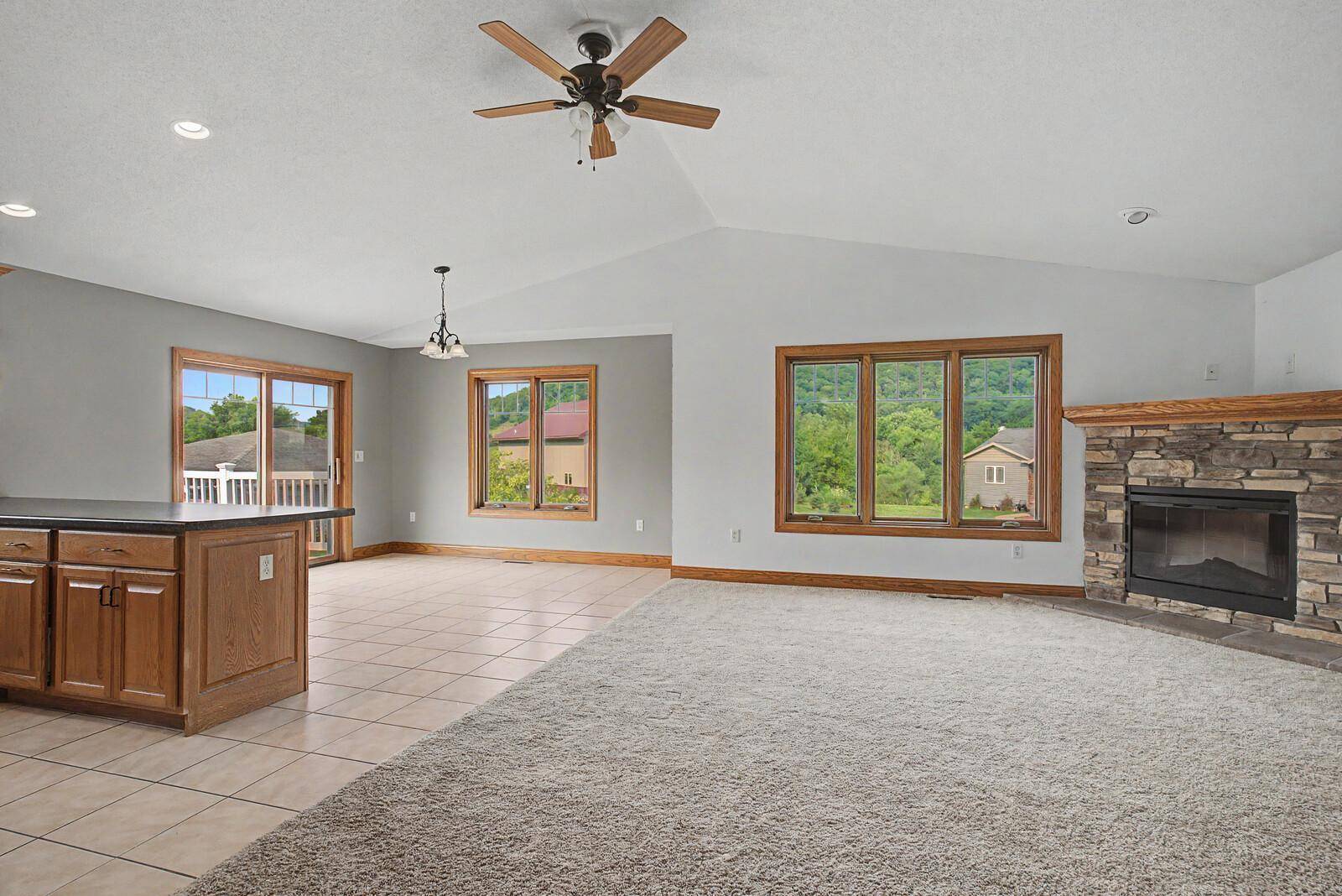 701 Spring CT, Brownsville, MN 55919