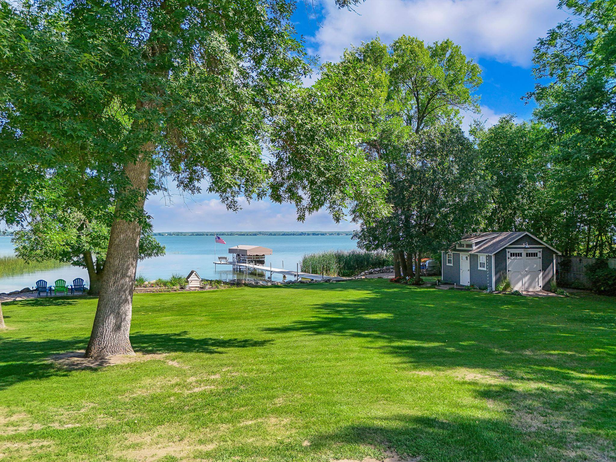 46360 Grand View Dr, Perham, MN 56573