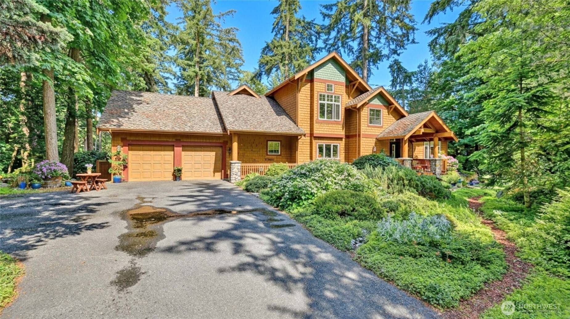 1951 Journeys End LN, Camano Island, WA 98282