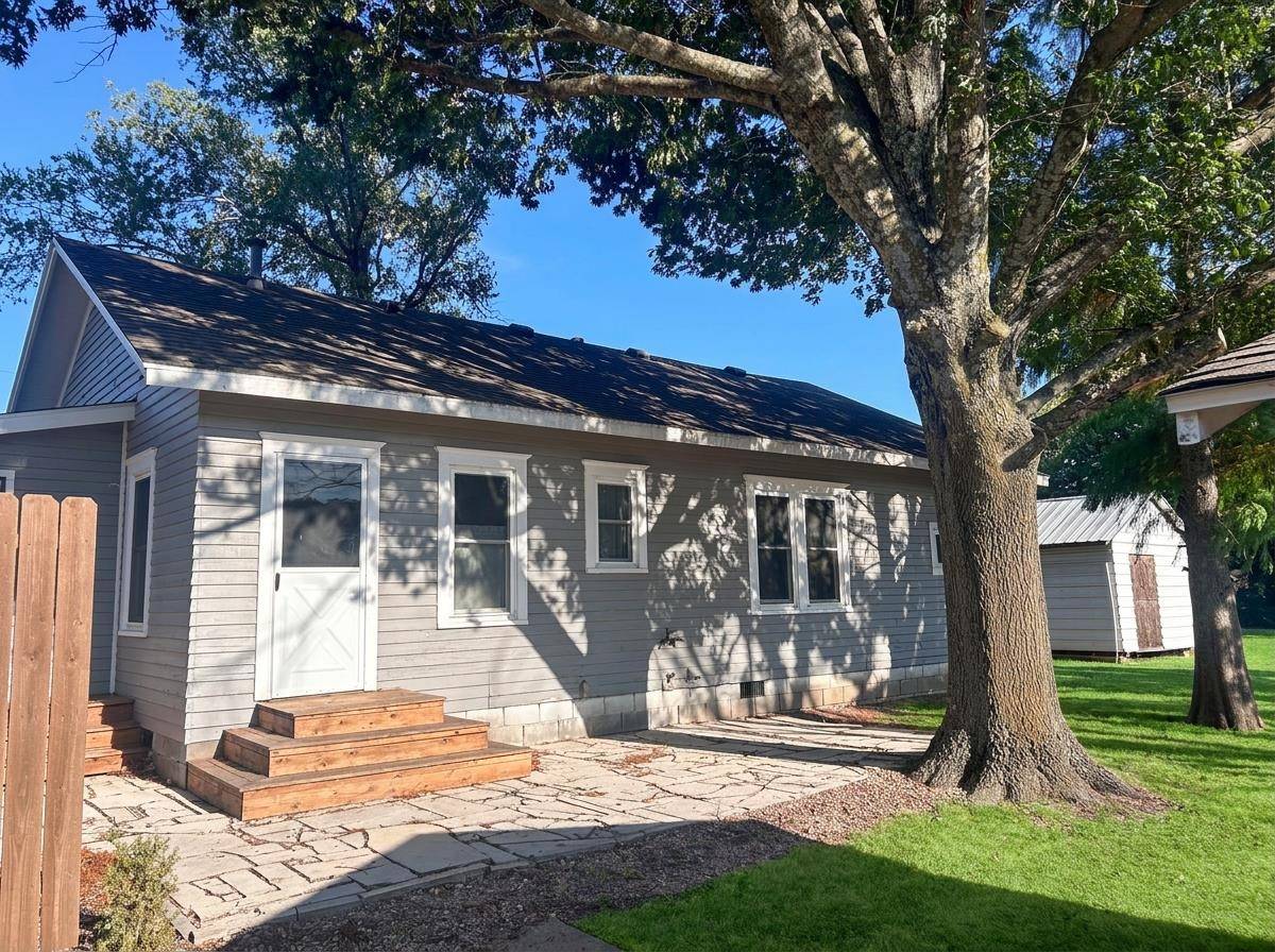 523 3rd, Atlanta, KS 67008